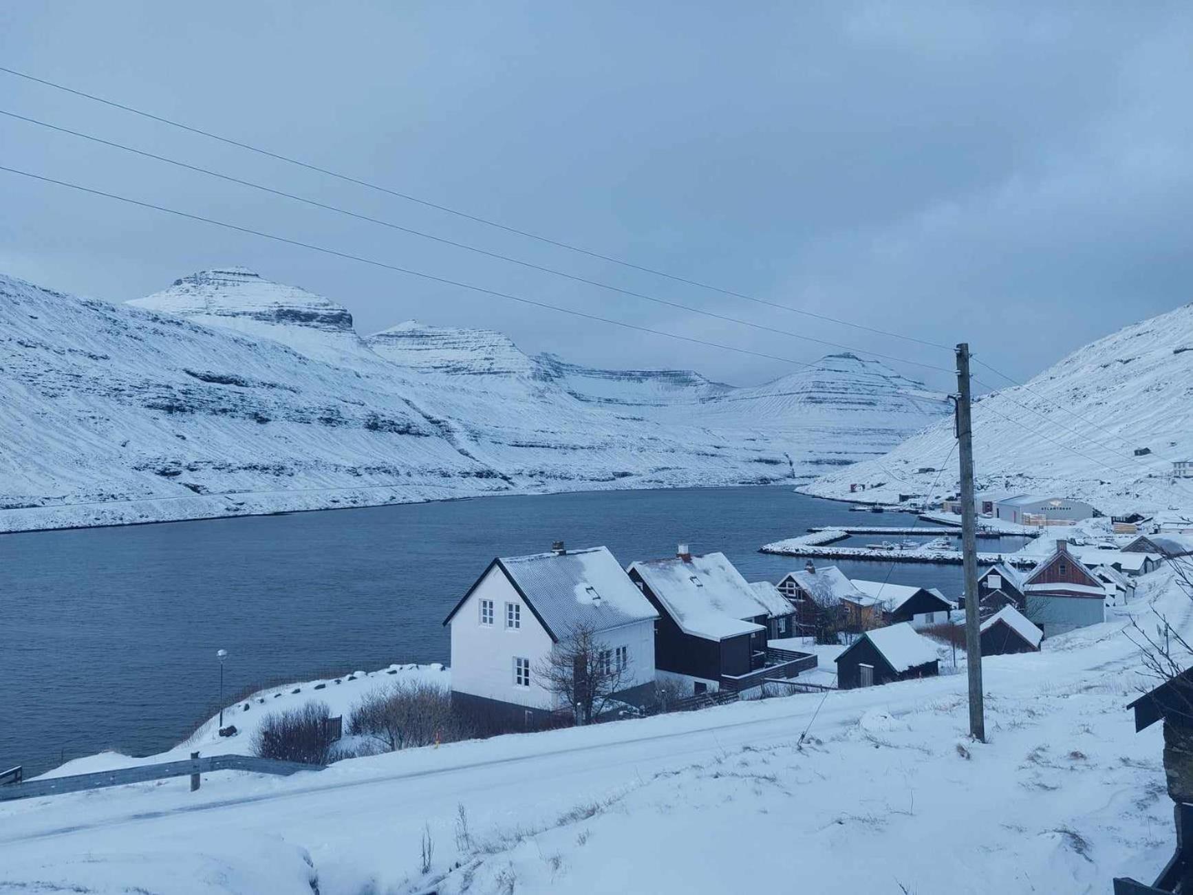 Fjord Guesthouse Funningsfjordur Экстерьер фото