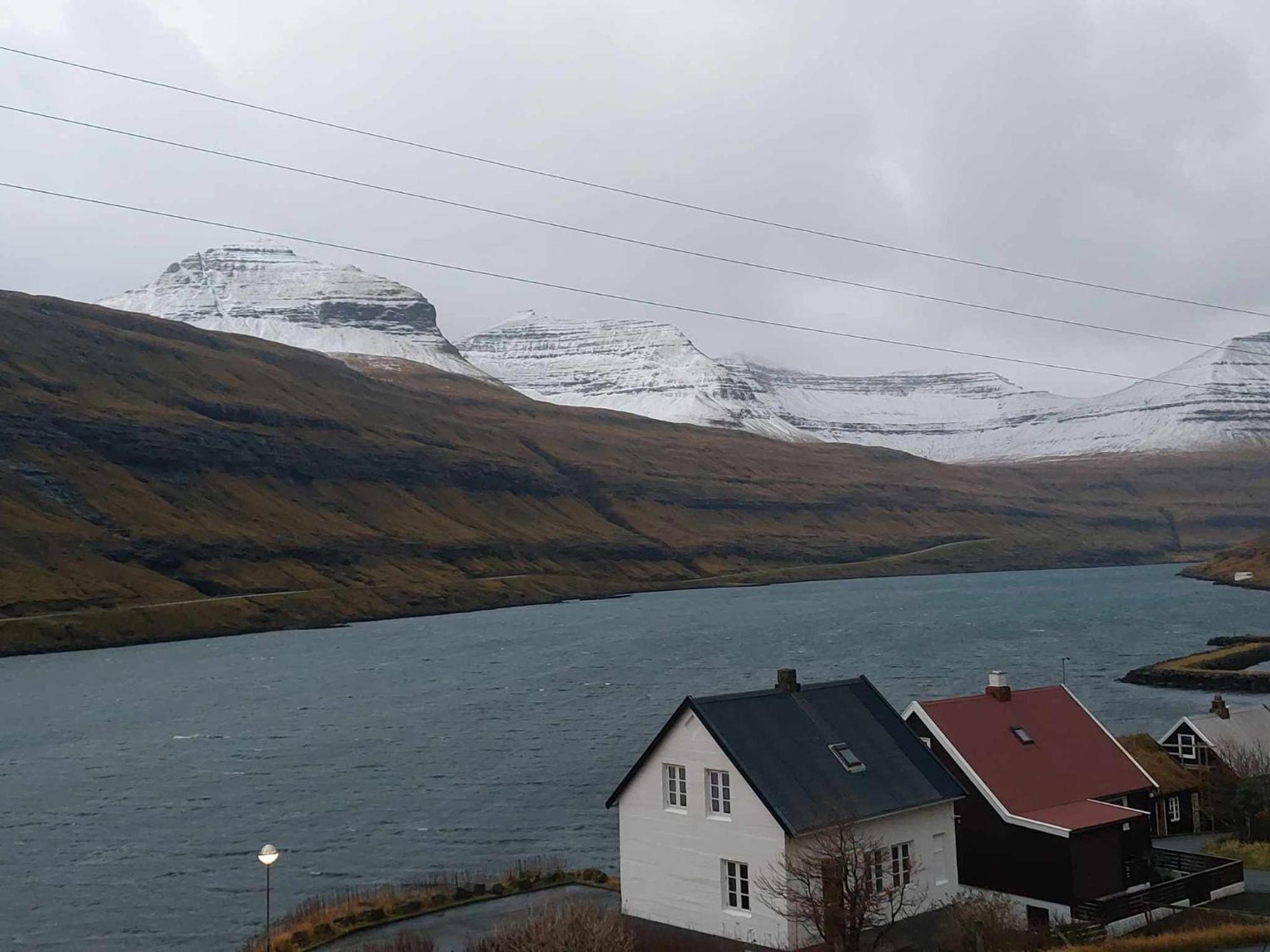 Fjord Guesthouse Funningsfjordur Экстерьер фото